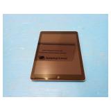 Apple iPad Air 1st Gen A1474 // 16GB of storage // WIFI Only // Includes Charging Cable