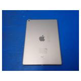 Apple Ipad 7th Gen A2197 // 32GB of storage // WIFI Only // Includes Charging Cable