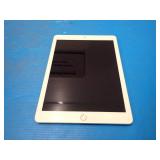 Apple iPad 5th Gen A1823 // 32GB of storage // WIFI Only // Includes Charging Cable // Light scratches on screen