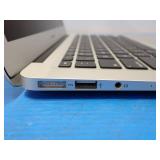 Apple MacBookAir 7,2 A1466 // INTEL CORE I5-5350U 0.5 Ghz // 8GB DDR3 RAM // 251GB SSD // 13.3" screen with 1440 x 900 Resolution // Includes power adapter and IOS