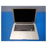 Apple MacBookAir 7,2 A1466 // INTEL(R) CORE(TM) I5-5350U CPU @ 1.80GHZ // 8GB DDR3 RAM // 251GB SSD // 13.3" screen with 1440 x 900 Resolution // Includes power adapter and IOS