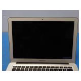 Apple MacBookAir 7,2 A1466 // INTEL(R) CORE(TM) I5-5350U CPU @ 1.80GHZ // 8GB DDR3 RAM // 251GB SSD // 13.3" screen with 1440 x 900 Resolution // Includes power adapter and IOS