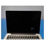 Apple MacBook Pro 12,1 A1502 // INTEL CORE I5-4288U 2.6 Ghz // 8GB DDR3 SDRAM // 128GB SSD // 13.3" screen with 2560 x 1600 Resolution // Includes power adapter and IOS