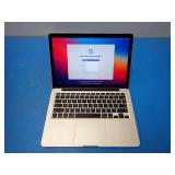 Apple MacBook Pro 12,1 A1502 // INTEL CORE I5-4288U 2.6 Ghz // 8GB DDR3 SDRAM // 128GB SSD // 13.3" screen with 2560 x 1600 Resolution // Includes power adapter and IOS