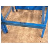 Metal Stand 28" x 30" x 30"