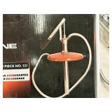 Zee Line Gear Lube Hand Pump 321 (in original packaging)