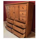 LLBR3 - Large Stanley Solid Oak Dresser with Multiple Drawers and Central Cabinet