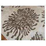 K - Area Rug with Abstract Floral Pattern
