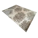 K - Area Rug with Abstract Floral Pattern