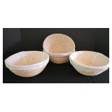 O - Pampered Chef Baking Bowl, Stoneware Bakeware, and 5 Bread Proofing Baskets with Liners
