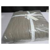 Size King/Cal King Color Moss French Linen Box Stitch Quilt | BOKSER HOME