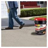 Lot of Latex-ite 4.75 Gal. Ultra Shield Driveway Filler Sealant Customer Returns See Pictures