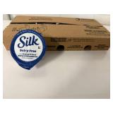 UP. 16x Silk Vanilla Yogurt-Danone