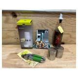 Various kitchen items