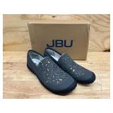 Lot of 2 Shoes (size 9)