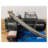 Superior Pump 12.4 GPM 3/4 HP Cast Iron Convertible Jet Pump w/ 13.2-Gallon Tank & Injector Kit Model: 94713 (Untested)