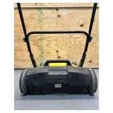 K rcher S 6 Twin outdoor push sweeper