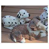 G2 - Collection of 6 Dog Figurines - Resin, Plaster, and Cement Mix