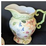 O - Set of 4 Decorative Ceramic Pitchers and Jugs Tracy Porter, Apropos, Junkmarket