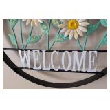 LR - Metal Daisy Welcome Wall Hanging Decor, 21.5 Inch Diameter