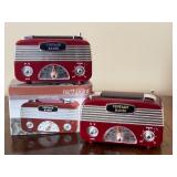 Pair of Northpoint Vintage-Style AM/FM Radios with Box