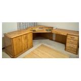 Winners Only Inc. Oak Corner L-Shaped Desk with Drawers and Cabinet