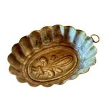 K - Vintage Copper Fleur-de-Lis Jelly Mold 6.5 x 4 Inches