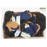 NEW Kids Mittens  (10 bundles of 3) & Fleece Black Hat (1ct)
