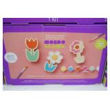 Paint-Your-Own Wood Flowers Kits (8ct), Gift Boxes, Craft Magnets