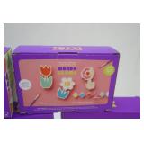 (8ct) Paint-Your-Own-Wood Flowers Kits