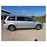 2011 Volkswagen Routan