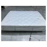 Serta iSeries "Lavish Dream" Super Plush Queen Pillow Top Mattress - No Reserve!