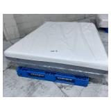 Zinus 12" Theratouch Memory Foam Queen Mattress - No Reserve!