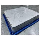 Beautyrest Harmony Lux Medium Firm King Mattress - No Reserve!