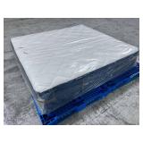 Stearns & Foster Lux Hybrid Medium Firm King Mattress - MSRP $3,899.00 - No Reserve!