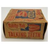 Vintage Amazing Yakity-Yak Wind Up Chattering Teeth Complete In Original Box