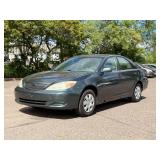 2003 TOYOTA CAMRY LE *No Accidents Reported* (NO RESERVE)