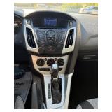 2014 FORD FOCUS SE (NO RESERVE)