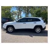 2015 JEEP CHEROKEE SPORT (NO RESERVE)
