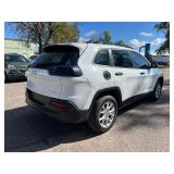 2015 JEEP CHEROKEE SPORT (NO RESERVE)