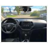 2015 JEEP CHEROKEE SPORT (NO RESERVE)
