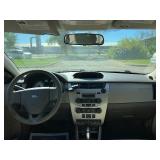 2009 FORD FOCUS SE *No Accidents* (NO RESERVE)