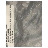 King Luxury Velvet Channel Stitched Quilt - Slate