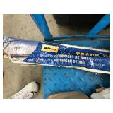 TROUSSE SUPPORT, TRACK HANGER