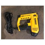 DEWALT 5-in-1 Multi-Tacker and Brad Nailer  Customer Returns See Pictures
