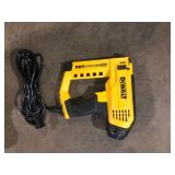 DEWALT 5-in-1 Multi-Tacker and Brad Nailer  Customer Returns See Pictures