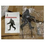 7.4ft Bigfoot Metal Outdoor Decor Big Foot Sasquatch Gifts for Men/Women Bigfoot Silhouette Statues for Yard Art, Patio, Lawn, Forests, Garden Decor, Yard Display, Garden Decorations