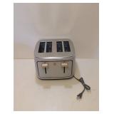 BEAUTIFUL KITCHENWARE 4-SLICE TOASTER