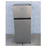 HISENSE 4.4 CU. FT. MINI FRIDGE