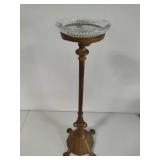 Ashtray Stand w/Glass Ashtray